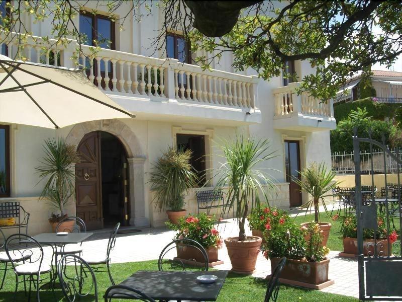 Hotel Villa Cerelis Diamante Exterior foto