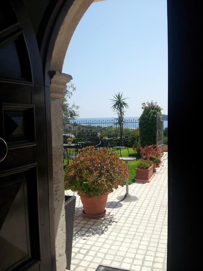 Hotel Villa Cerelis Diamante Exterior foto