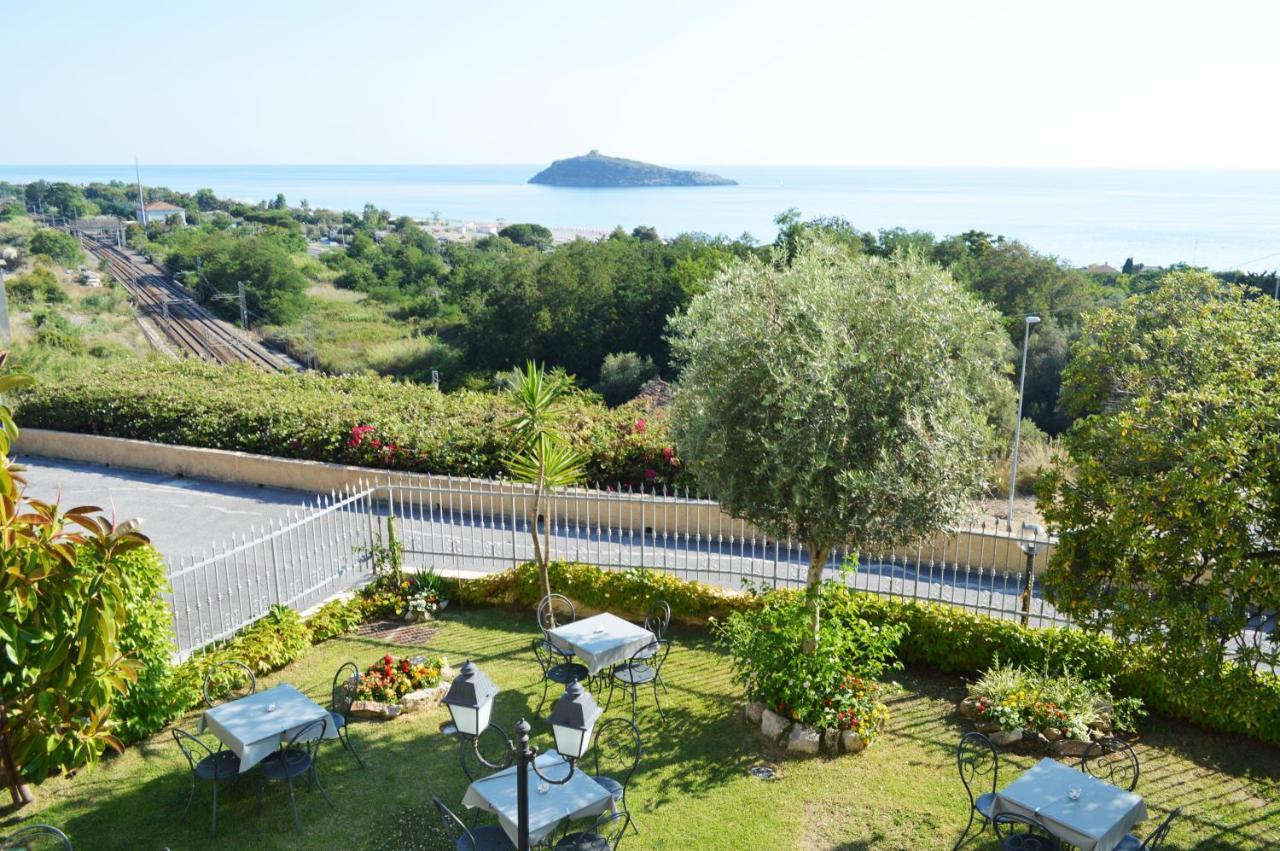 Hotel Villa Cerelis Diamante Exterior foto