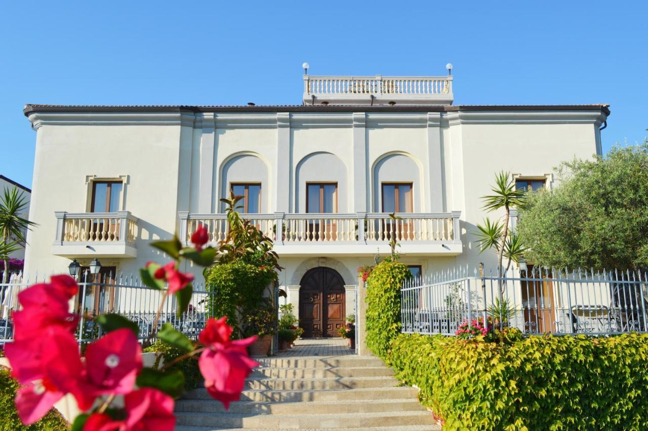 Hotel Villa Cerelis Diamante Exterior foto